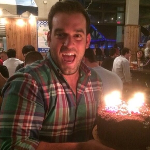 Meet your Posher, Jason Loaded - Picture 3 of 5